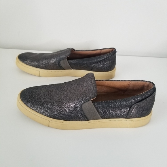Frye Ivy Leather Slip on Sneaker Metallic Gray Pewter Size 9M - Picture 8 of 10